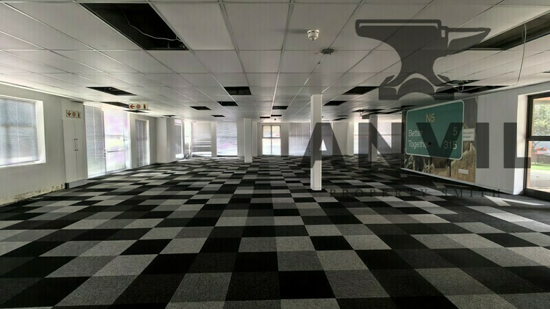 Motovantage House- Whole Building