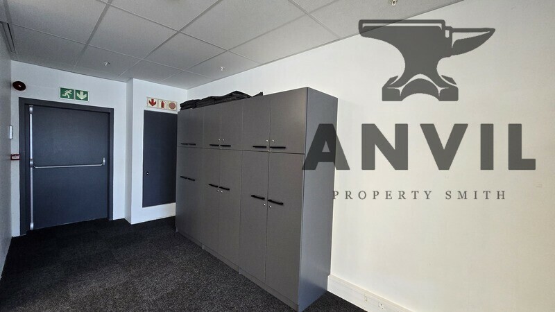 35 Lower Long Street - 17th Floor Office property image 4