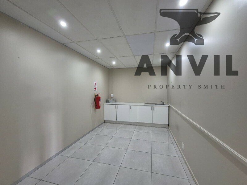 10 Kingfisher Drive, Meyersdal, Alberton - High-Quality 250m² Office Suite in Meyersdal’s Sought-After Commercial Node property image 16