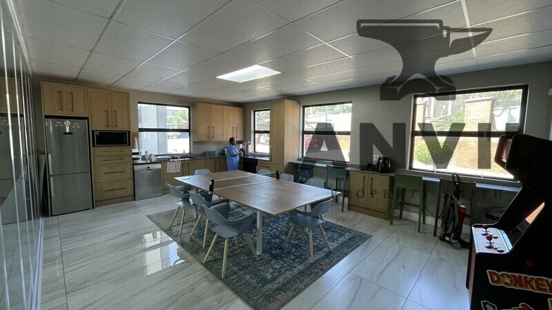 Highcliff Office Park - Ground Floor Unit For Sale property image 9