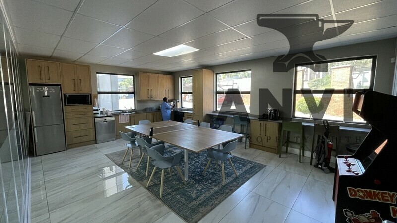 Highcliff Office Park - Ground Floor Unit For Sale property image 12