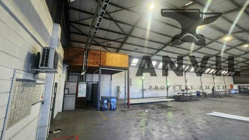 14 Trafford Rd - 1,060m² Industrial Warehouse property image 2