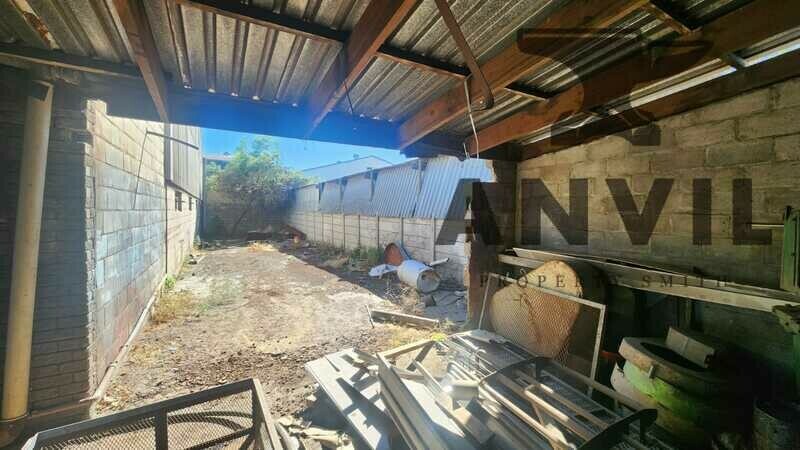 14 Trafford Rd - 1,060m² Industrial Warehouse property image 9