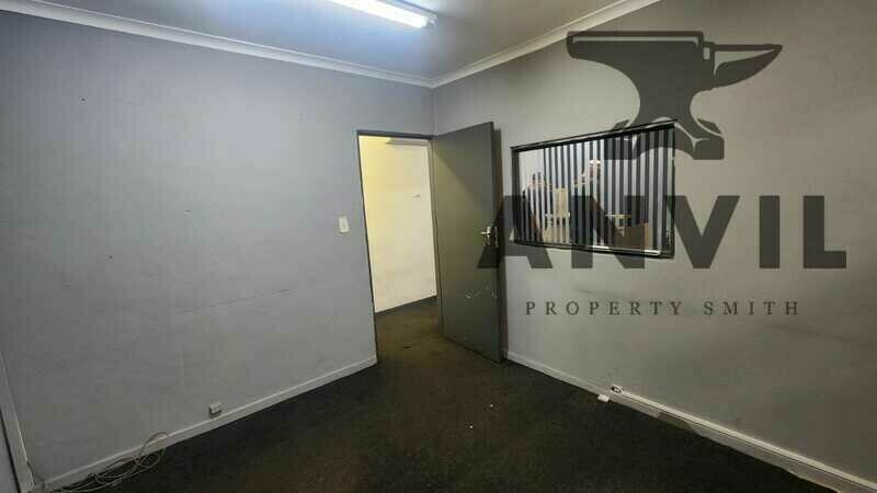 14 Trafford Rd - 1,060m² Industrial Warehouse property image 14