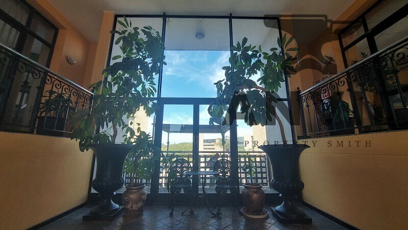 Delphi Arena - East Loft property image 12