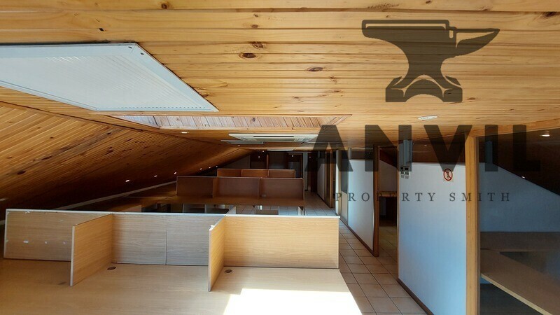 Delphi Arena - East Loft property image 5