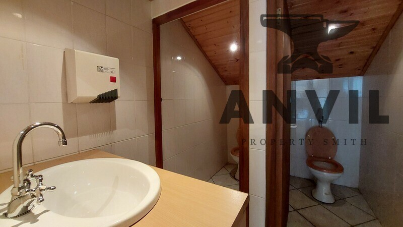 Delphi Arena - East Loft property image 8