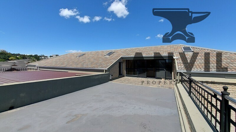 Delphi Arena - East Loft property image 9