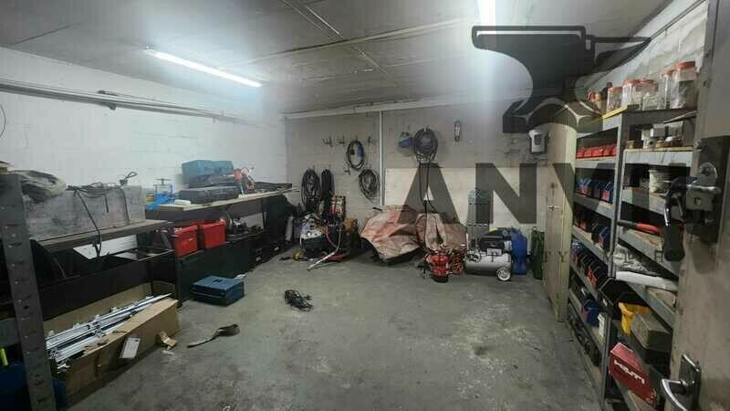 12 Marvello Rd - 854m² Factory property image 5