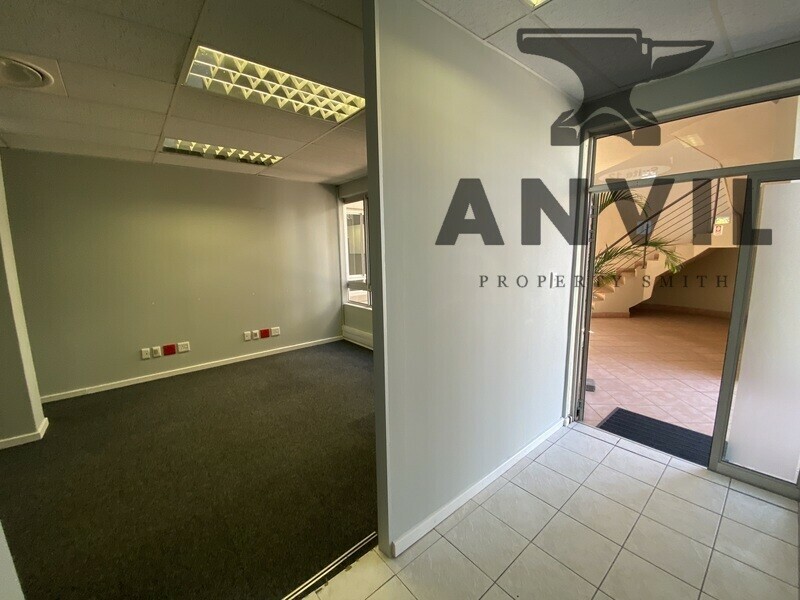 The Cliffs - Office 213 property image 10