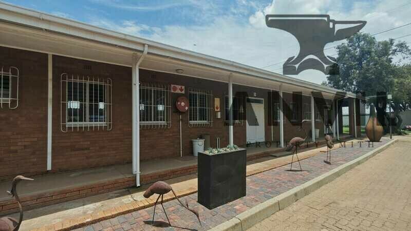 162 range view road - unit 2 property image 14