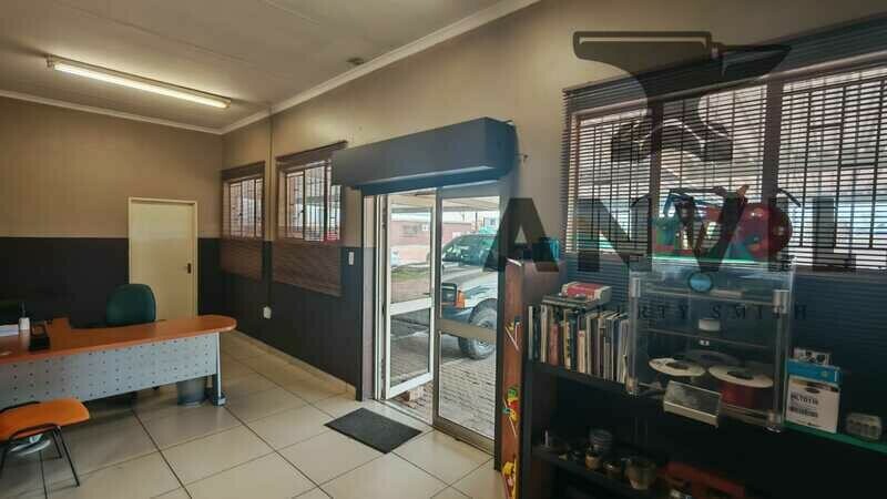 162 range view road - uinit 16b property image 5