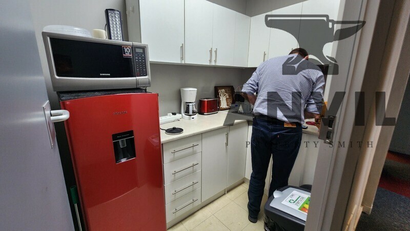 Tijger Park Building 3 - Office 0032 0047 property image 4