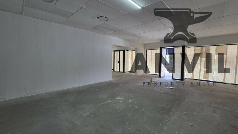 Park n Shop, Meadowridge,  Cape Town - Shop 25 property image 3