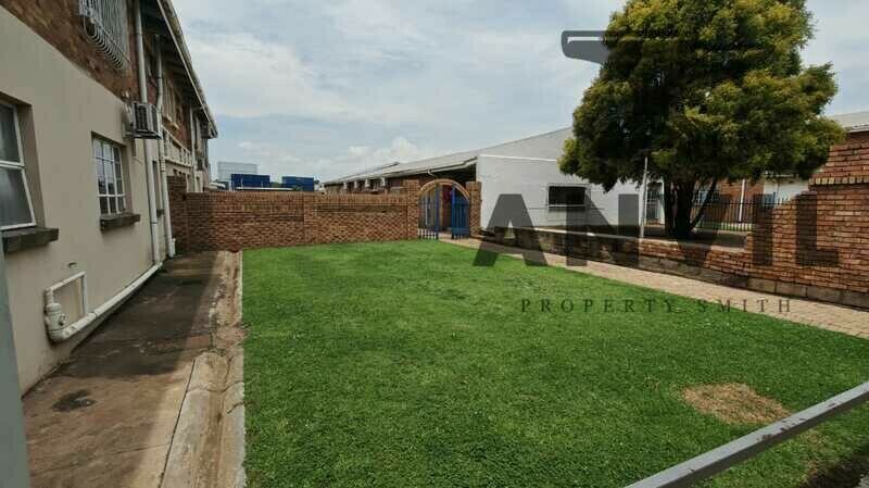 162 range view road - unit 26 property image 26