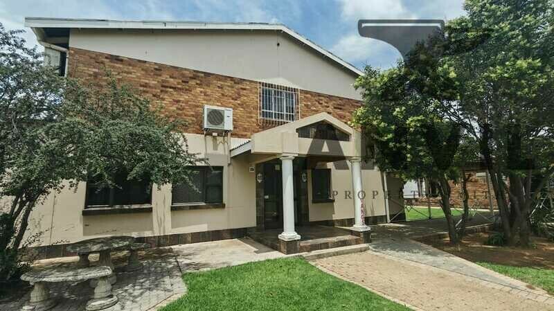 162 range view road - unit 26 property image 2