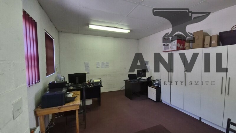 Freeway Park Industrial, Cape Town - Unit 42 property image 4