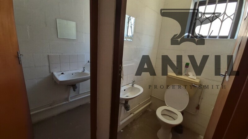 Freeway Park Industrial, Cape Town - Unit 42 property image 11