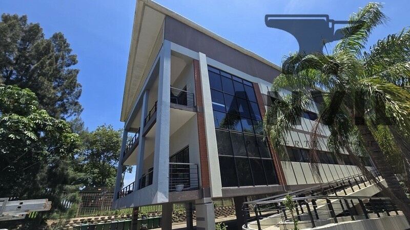 Fairways Piazza - Units 8, 9 and 10 property image 32