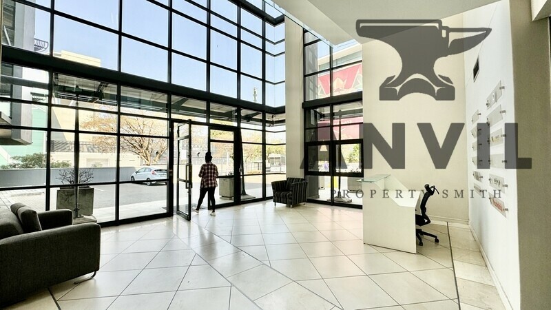 Corobay Corner Block B, Menlyn, Pretoria - Block B - FF Unit A property image 2