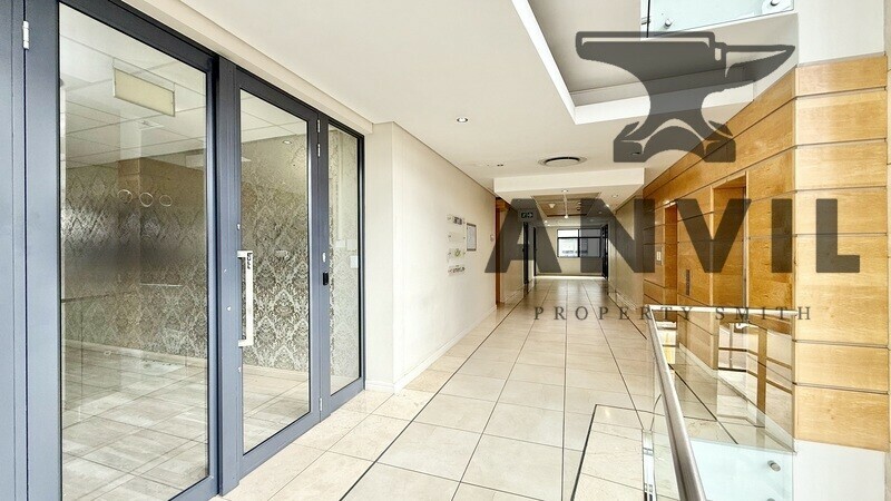 Corobay Corner Block B, Menlyn, Pretoria - Block B - FF Unit A property image 4