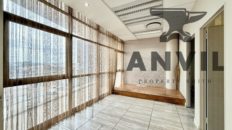 Corobay Corner Block B, Menlyn, Pretoria - Block B - FF Unit A property image 18