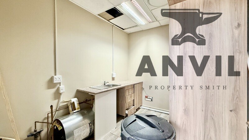 Corobay Corner Block B, Menlyn, Pretoria - Block B - FF Unit A property image 20