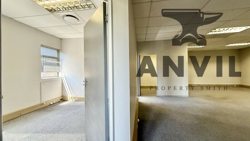 Boardwalk Office Park, Faerie Glen, Pretoria - 01/10 - FF property image 15