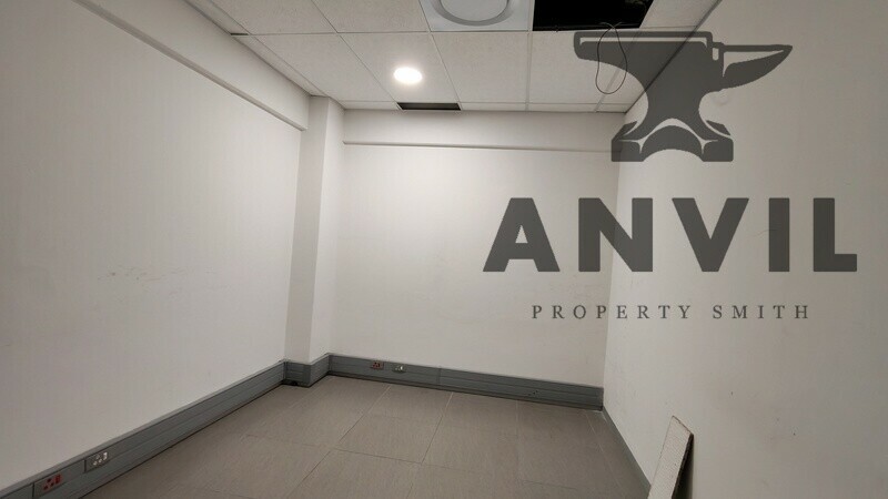72 Brand Road - Office 202 property image 3