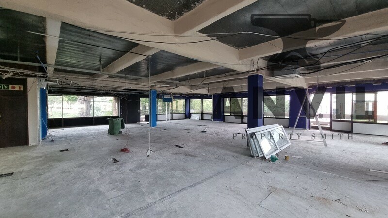 Bedford Park - OF2017 + OF2055  property image 8