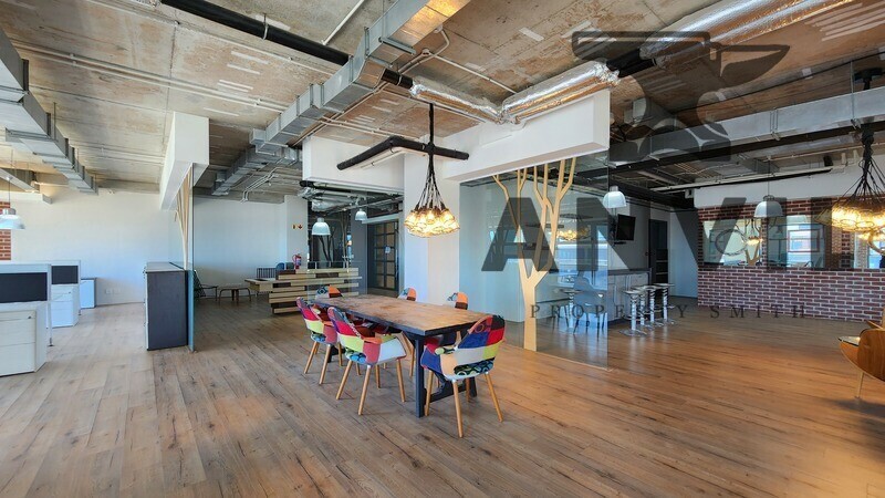 The Matrix - Unit C1| The Matrix property image 2