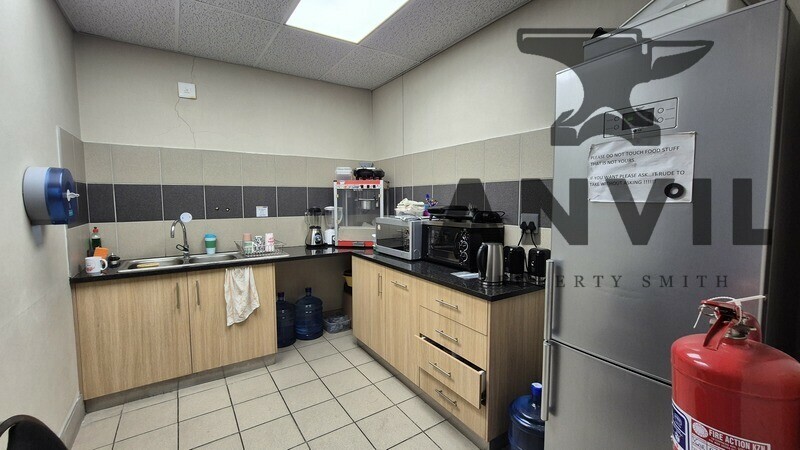 JT Ross Park Northfield  - 1 Fortrose avenue End Unit property image 4