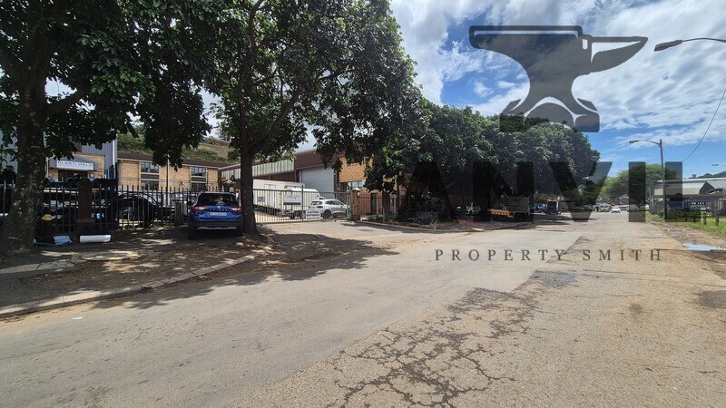 Ring Road Industrial Park, 75 Columbine Place - Topside Warehouse, 2380 sqm property image 3