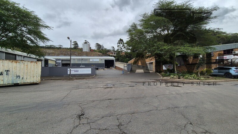 Ring Road Industrial Park, 75 Columbine Place - Topside Warehouse, 2380 sqm property image 9