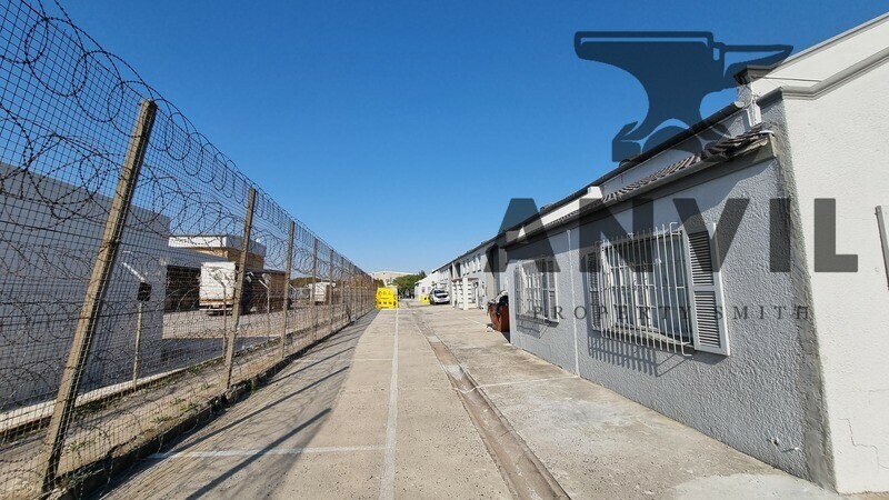 Ruco Business Park, Airport Industria 1 - Unit 8  property image 15