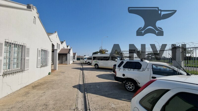 Ruco Business Park, Airport Industria 1 - Unit 8  property image 16