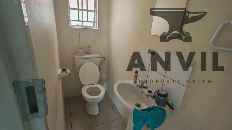 Rapid Park, 22 Apex Road, Apex, Benoni  - Unit 5, Rapid Park property image 17