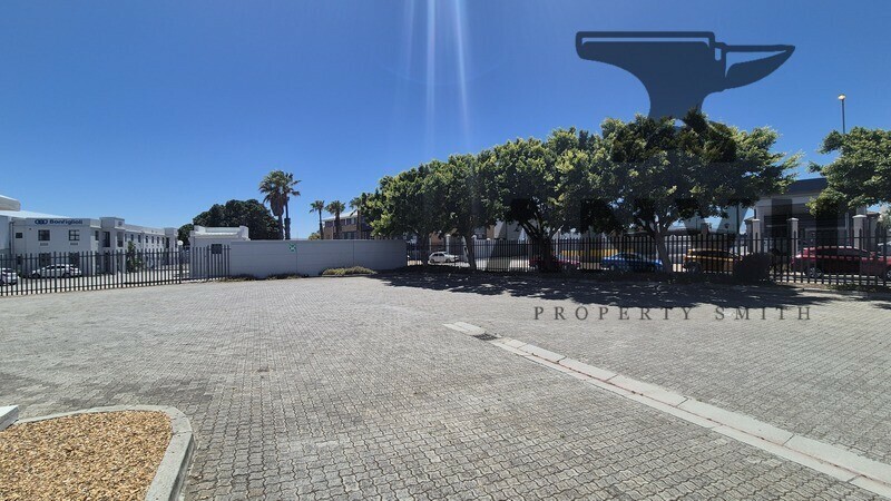 9 Platinum Crescent - Platinum cres property image 3