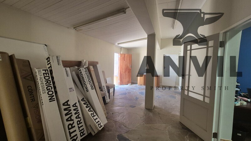 42 Worraker Street, Newton Park, Port Elizabeth - Combined Office and warehouse section property image 14