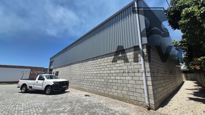 42 Worraker Street, Newton Park, Port Elizabeth - Warehouse section  property image 9