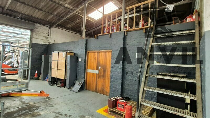 140 Paterson Rd - Standalone workshop/warehous property image 5