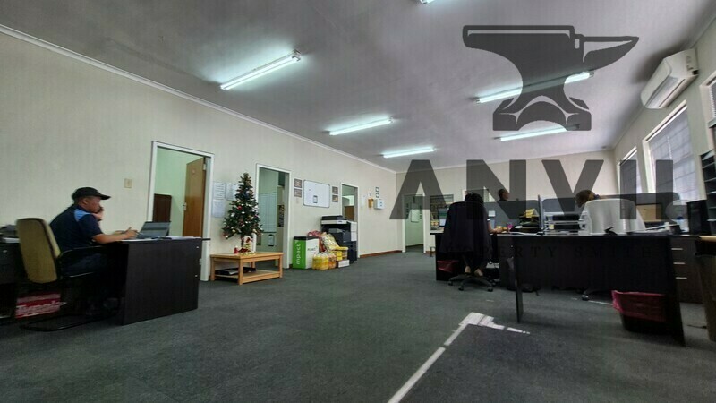 140 Paterson Rd - Standalone workshop/warehous property image 8