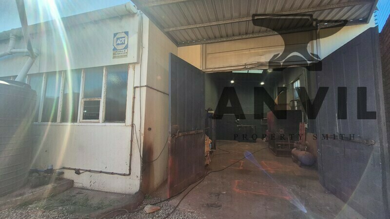 140 Paterson Rd - Standalone workshop/warehous property image 12