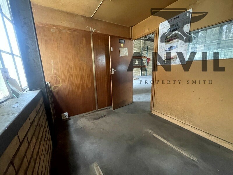 77 & 78 Plane Road - Stand 7  property image 14