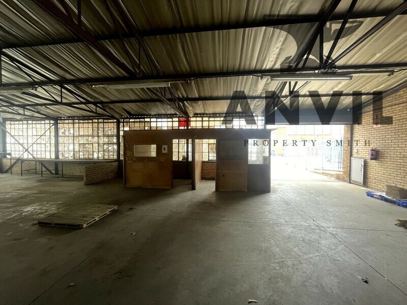 77 & 78 Plane Road - Stand 7  property image 13