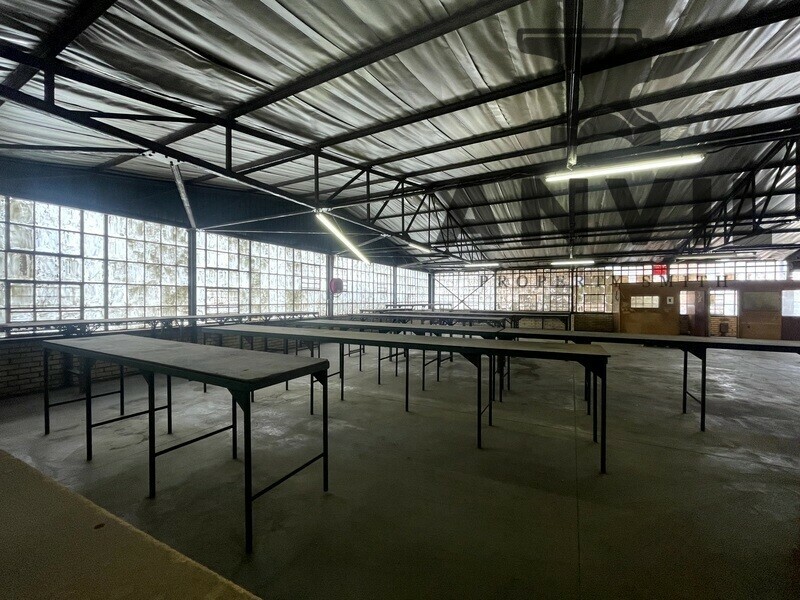 77 & 78 Plane Road - Stand 7  property image 18