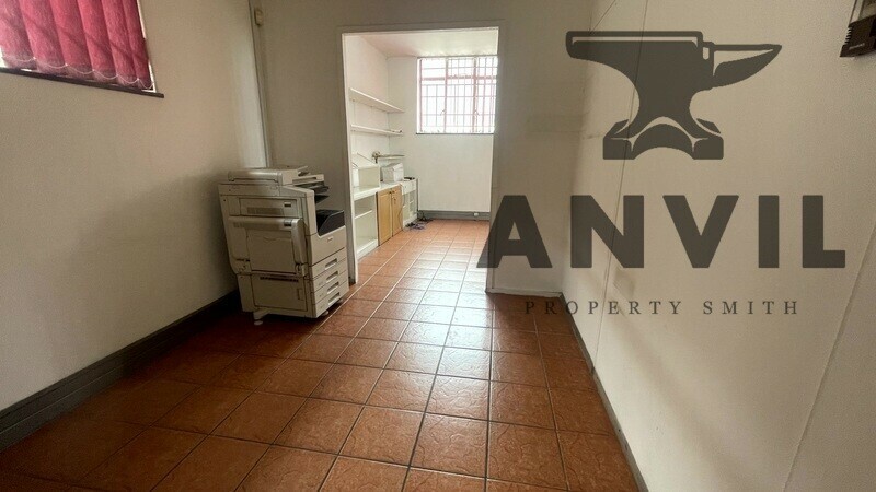 77 & 78 Plane Road - Stand 7  property image 22