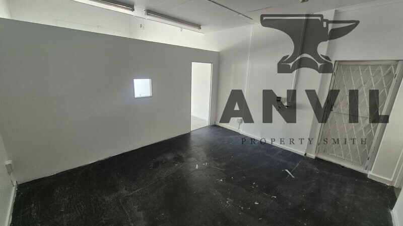 The Mall,4th Avenue - Shop 65A property image 8