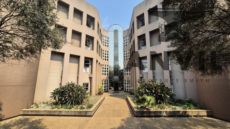 8 Hillside Road, Parktown - Ground floor property image 2