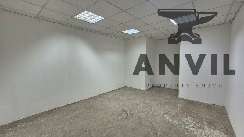 8 Hillside Road, Parktown - Ground floor property image 13